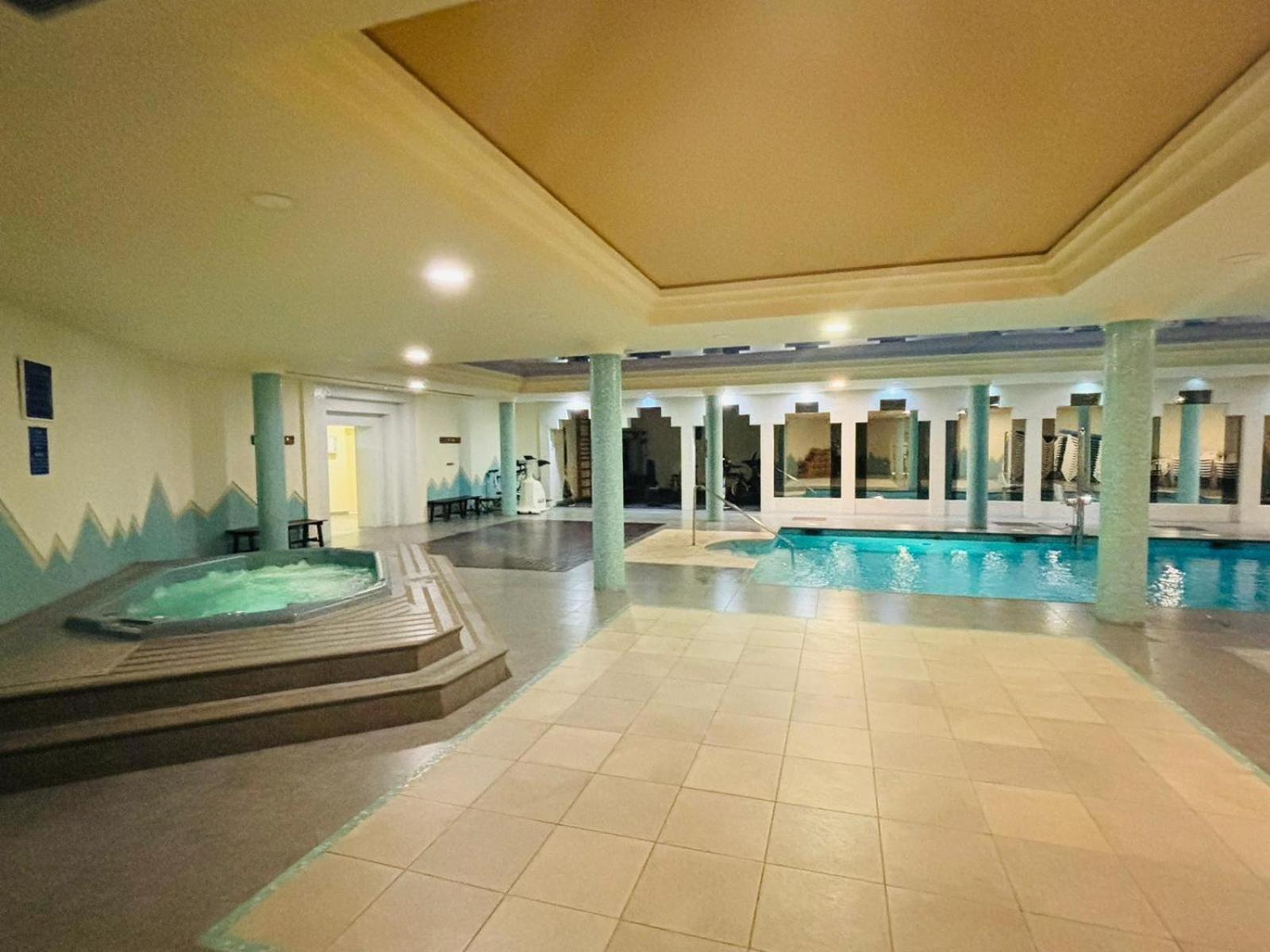 Atico Duplex, Con Piscina Privada, Jacuzzi Y Gimnasio Holiday home